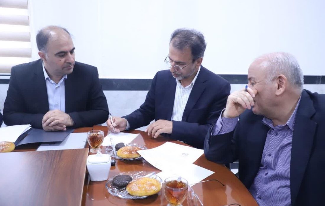 تقویت زیر ساخت ، افزایش قیر ، تامین خودرو و ارتقای تجهیزات شهری